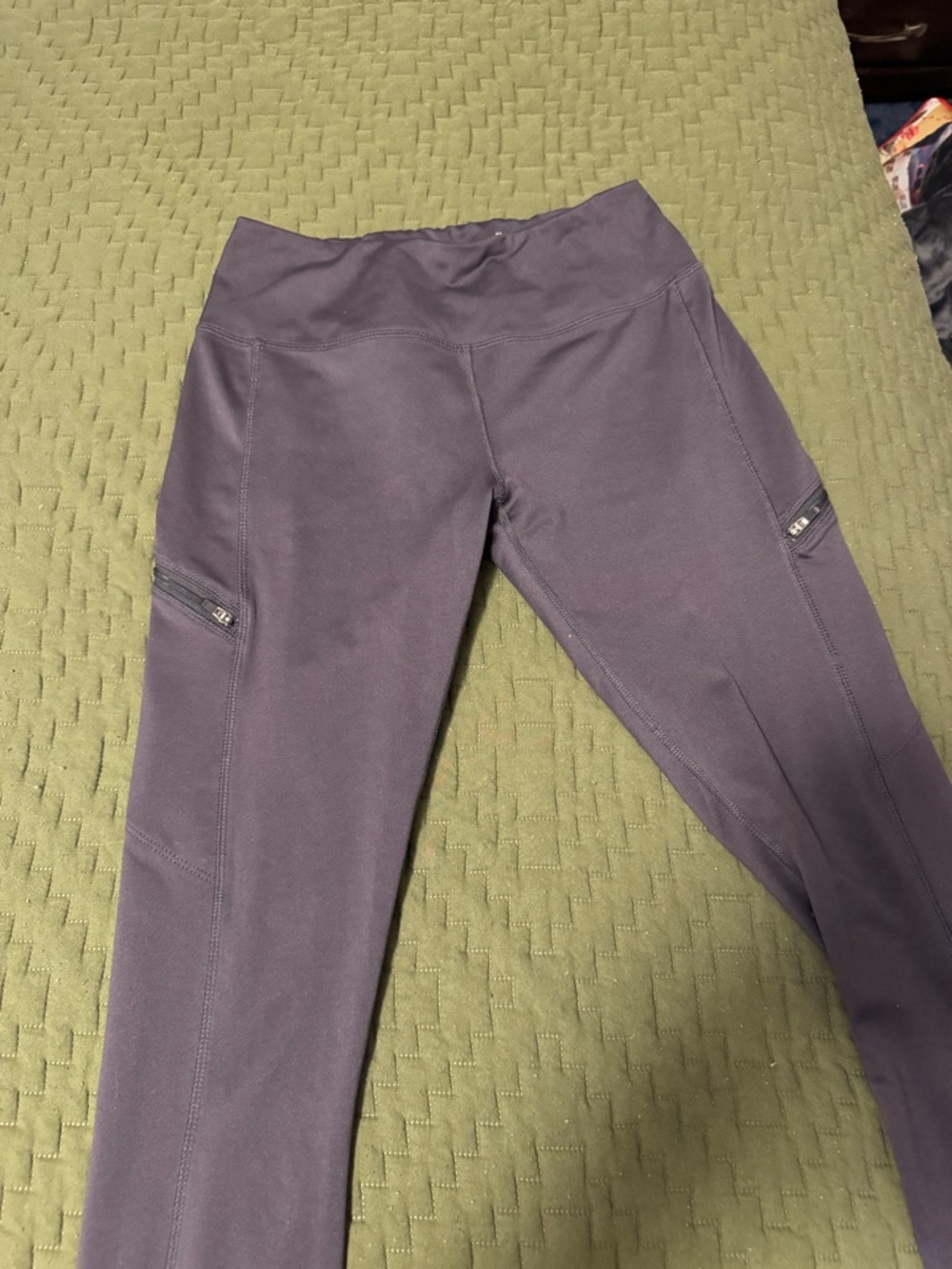 Purple Active Leggings with Side Zip Pockets